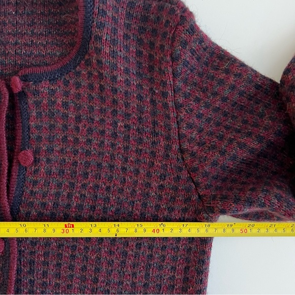 Genuine 100% Alpaca soft knit cardigan - Picture 10 of 11